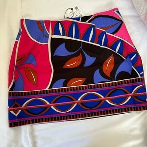 Zara mini skirt - new with tags